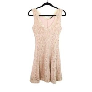 Sleeveless Nude Colored‎ Lace Dress Small Homecoming